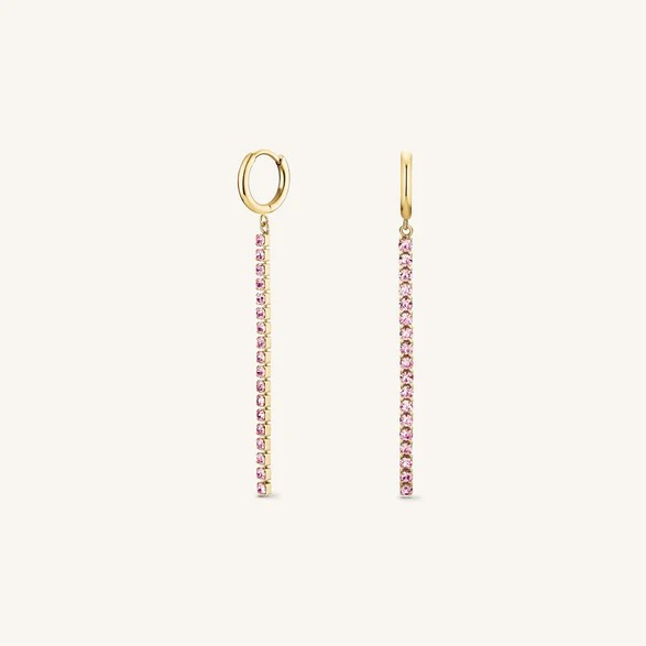 Deze sieraden mogen simpelweg niet ontbreken in jouw collectie. Maak je look moeiteloos af met een sieraad dat je elke dag opnieuw stijlvol kunt combineren.