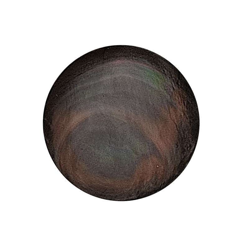 Deze "black MOP pearl" Insignia is apart door de unieke textuur van de parelmoer. Stuk voor stuk schatten uit de zee om in uw MY iMenso medaillon te dragen. Deze 33mm insignia voor het Grande medaillon is vervaardigd van parelmoer.
 