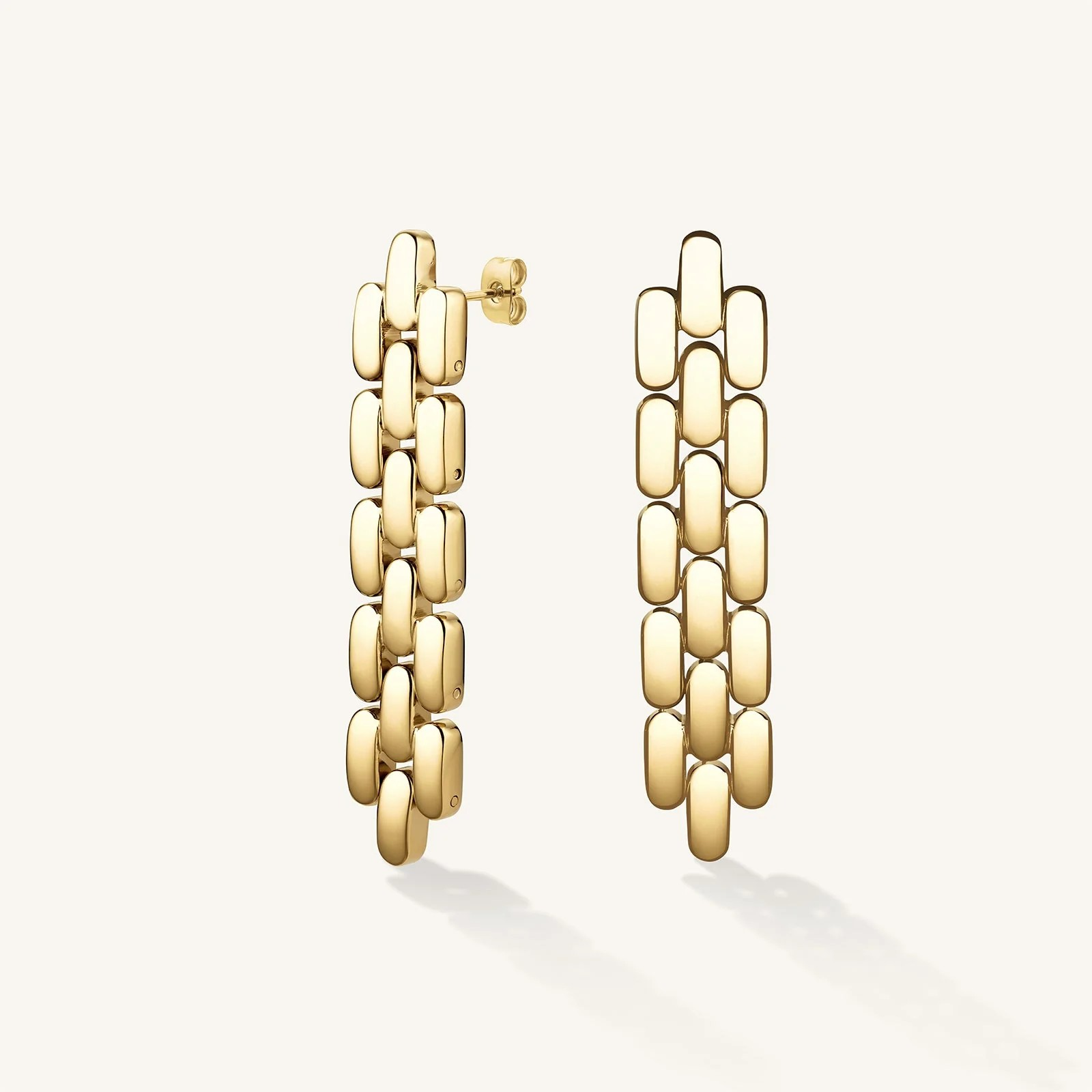 Deze sieraden mogen simpelweg niet ontbreken in jouw collectie. Maak je look moeiteloos af met een sieraad dat je elke dag opnieuw stijlvol kunt combineren.