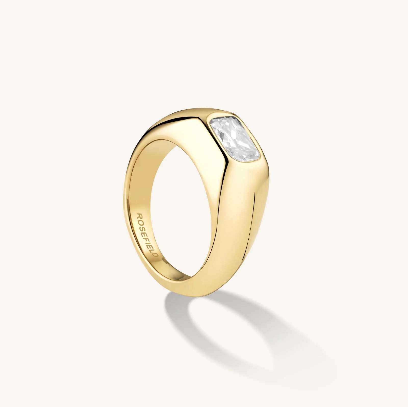 Deze sieraden mogen simpelweg niet ontbreken in jouw collectie. Maak je look moeiteloos af met een sieraad dat je elke dag opnieuw stijlvol kunt combineren.