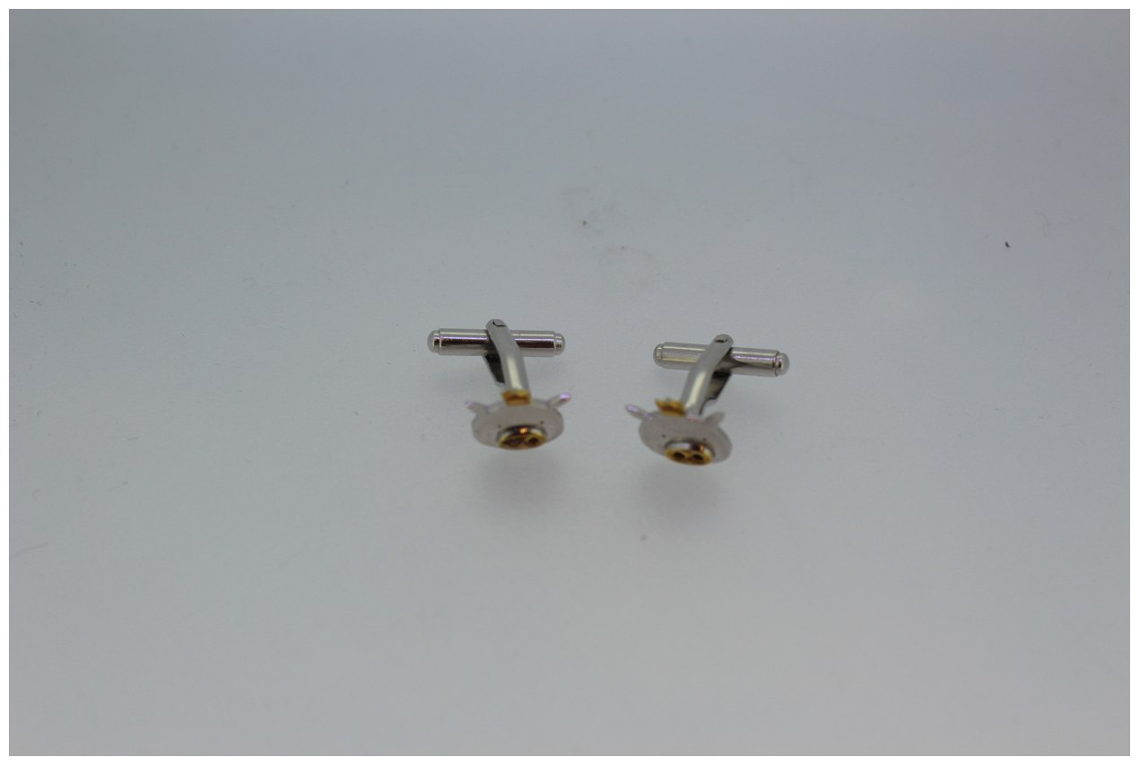 Die Manschettenkn&ouml;pfe Silber 925, Modellnummer 14265, sind stilvolle Accessoires aus hochwertigem Silber. Sie geh&ouml;ren zur Kategorie Schmuck und sind speziell als Manschettenkn&ouml;pfe designt. Perfekt f&uuml;rs Business-Outfit oder elegante Anl&auml;sse. Der beste Weg, sie zu tragen, ist an den Manschetten eines Hemdes f&uuml;r einen eleganten, zeitlosen Look.