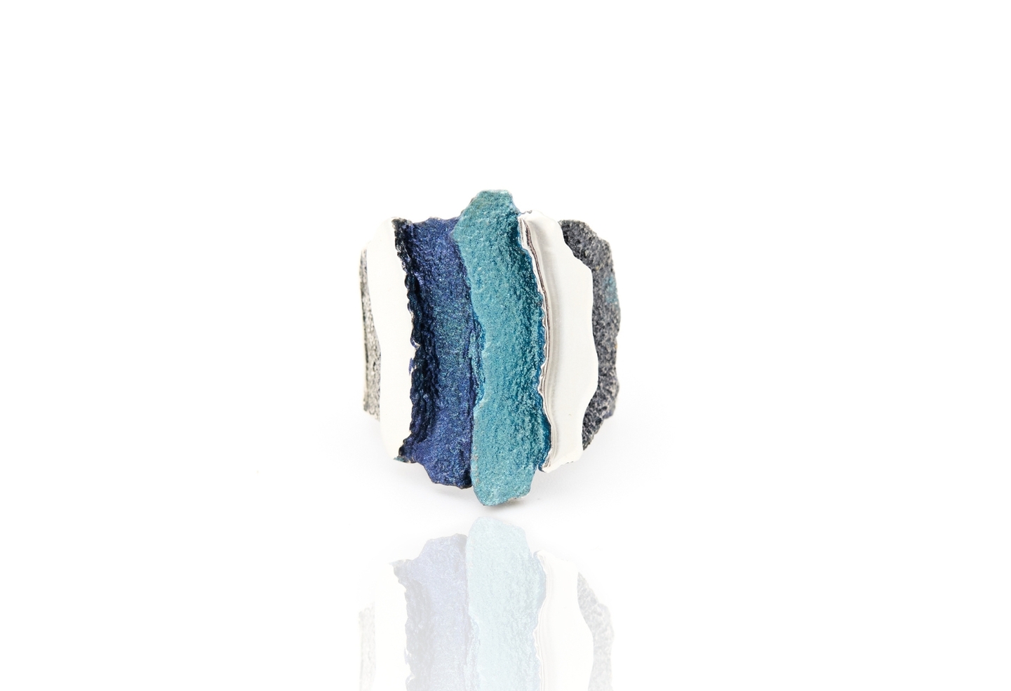 Zilveren ring met blauw emaille