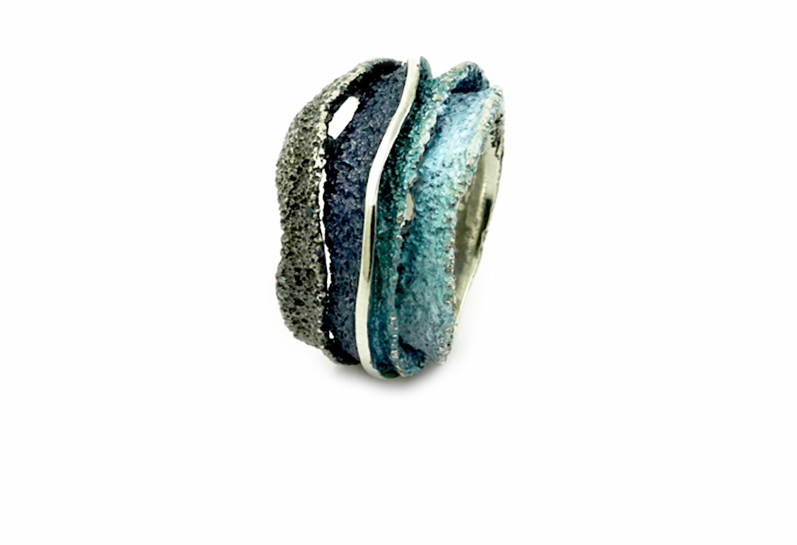 Zilveren ring met blauwe emaille