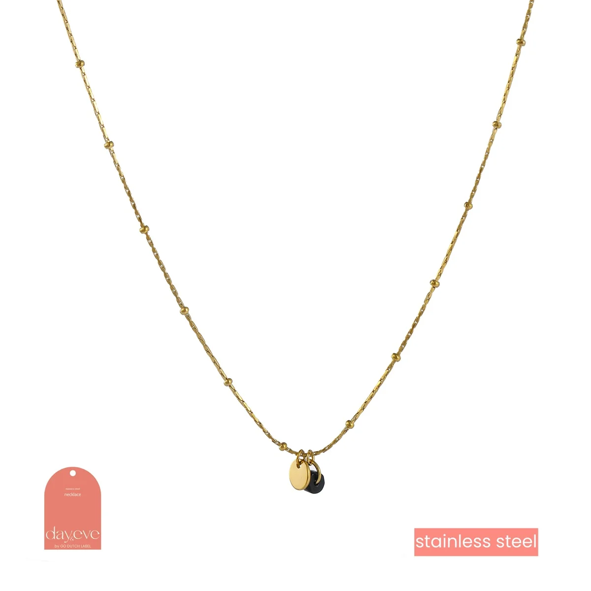 Dit prachtige collier van Day & Eve is gemaakt van roestvrij staal en heeft kleine kralen in 14K verguld zwart. Het is een veelzijdig sieraad dat zowel overdag als 's avonds gedragen kan worden. Combineer het met een casual outfit of draag het als eyecatcher bij een chique gelegenheid. Voeg deze tijdloze ketting toe aan je collectie voor een vleugje elegantie en stijl.