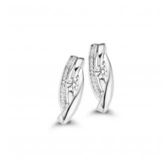 14 Karaat witgouden oorringen Mori Diamond Exclusive met 0.38 caraat.
