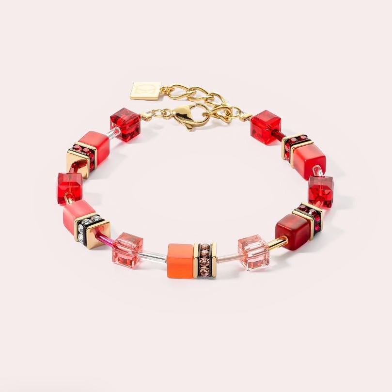 Coeur de Lion is een Duits merk, en heeft mooie handgemaakte sieraden die u onderling goed kunt combineren.