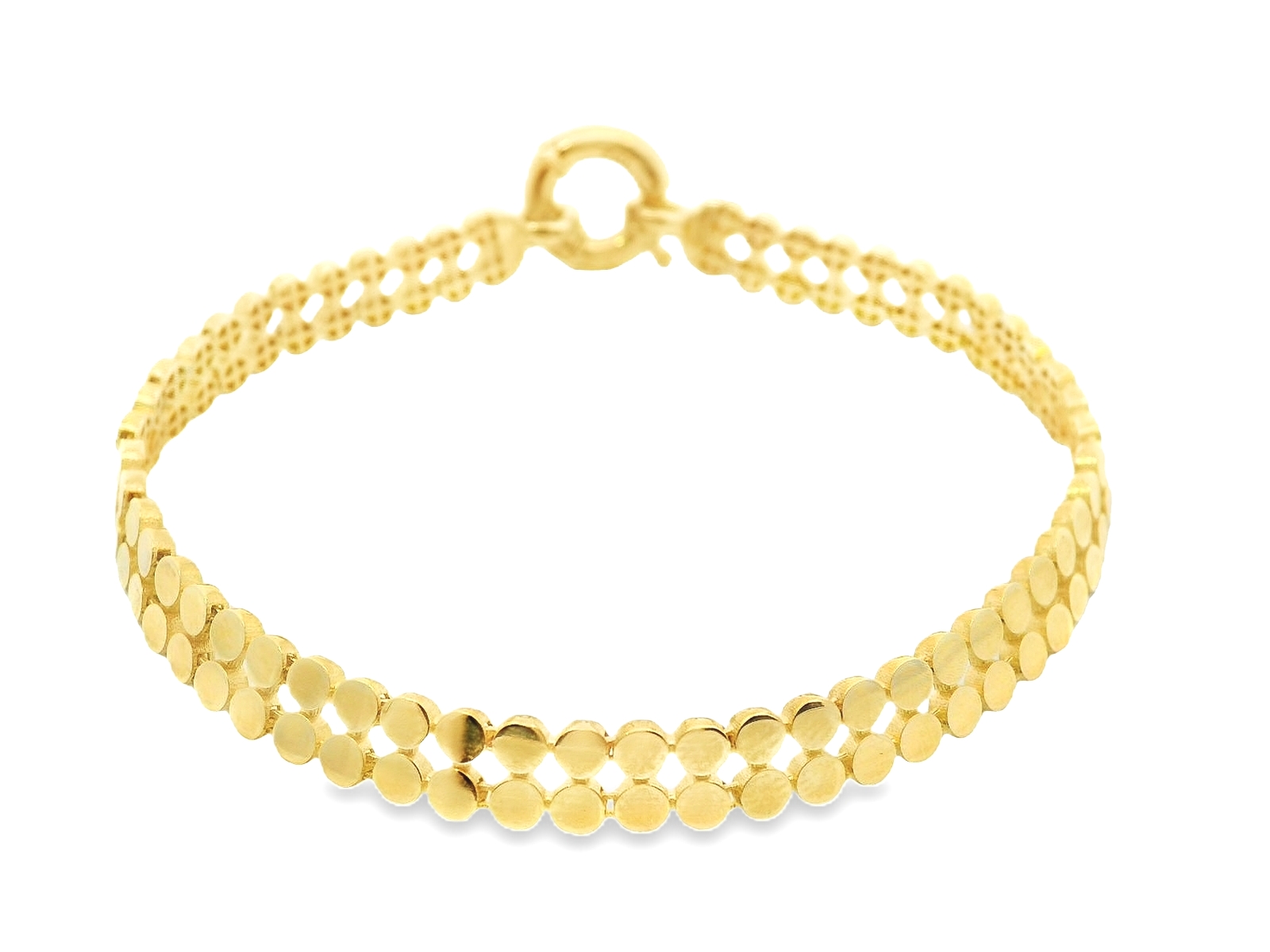 Deze armband van Louis Bros is vervaardigd uit 14 karaat geelgoud (6.93 gr.). De armband heeft een dikte van 1.3 mm en een breedte van 5 mm.
Deze tijdloze armband straalt elegantie en verfijning uit. Met zijn warme, rijke kleur en klassieke uitstraling past deze armband bij elke gelegenheid. Of je nu kiest voor een eenvoudig, subtiel ontwerp of een gedetailleerde, verfijnde afwerking, een geelgouden armband blijft een blijvend stijlvol accessoire. Het duurzame materiaal en de tijdloze schoonheid maken het tot een waardevol sieraad dat generaties lang kan worden doorgegeven. Deze armband voegt een vleugje luxe toe aan elke outfit en benadrukt de persoonlijke stijl van de drager.