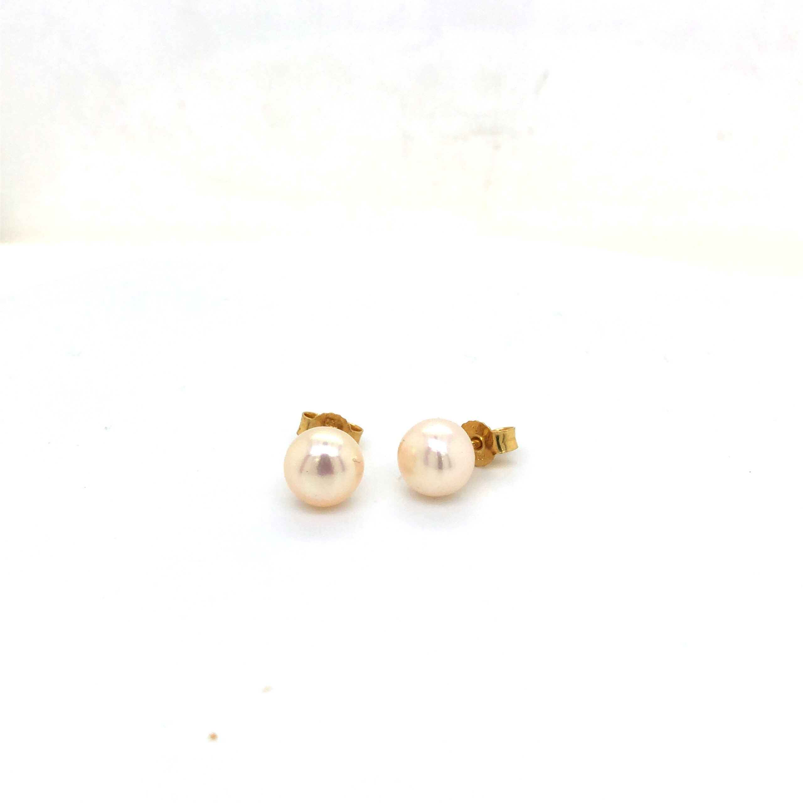 Perlohrstecker Gelbgold 750 Akoya Button 7,8mm
