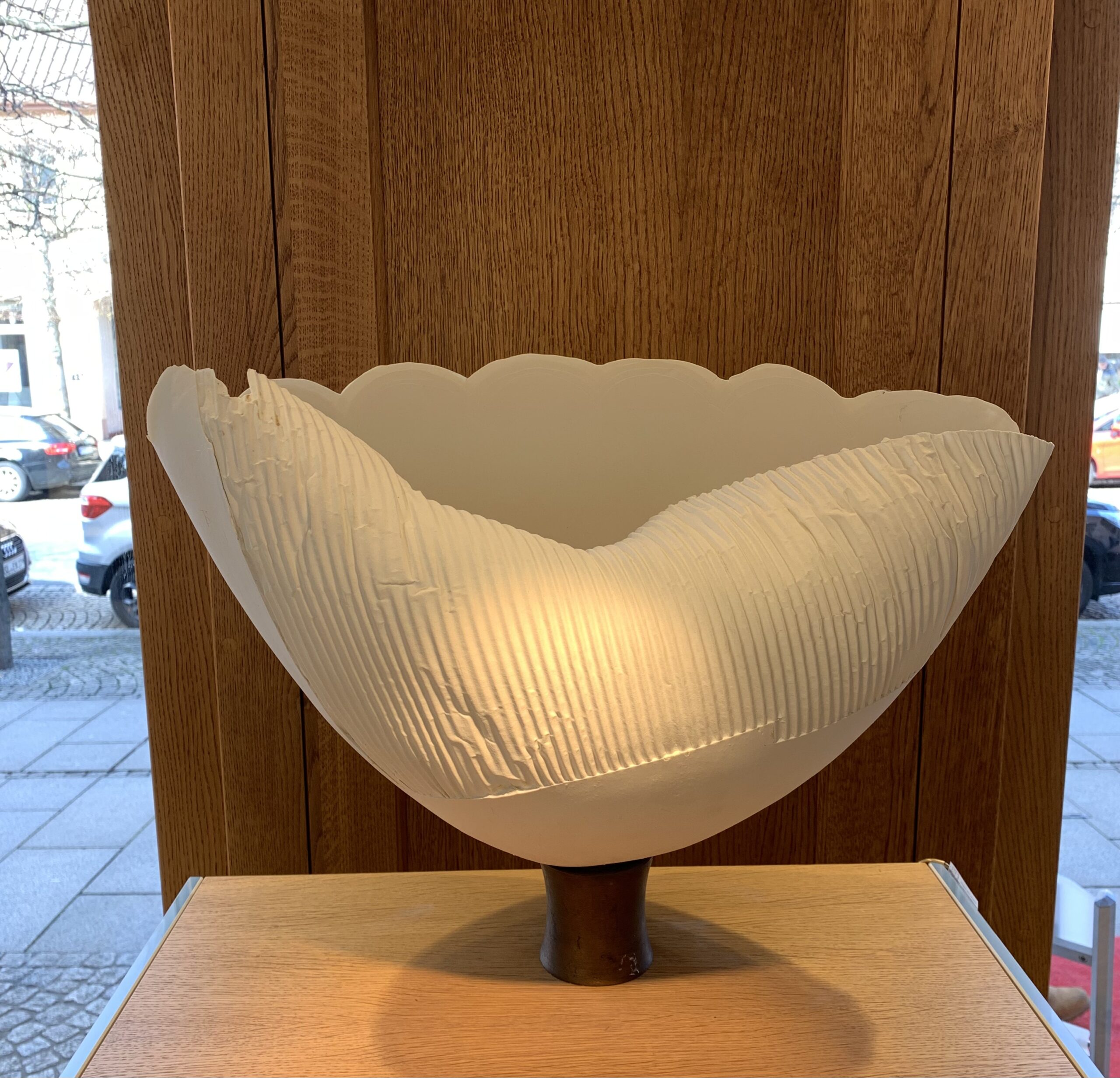 Kunstobjekt Nr. 14  Weiße Schale