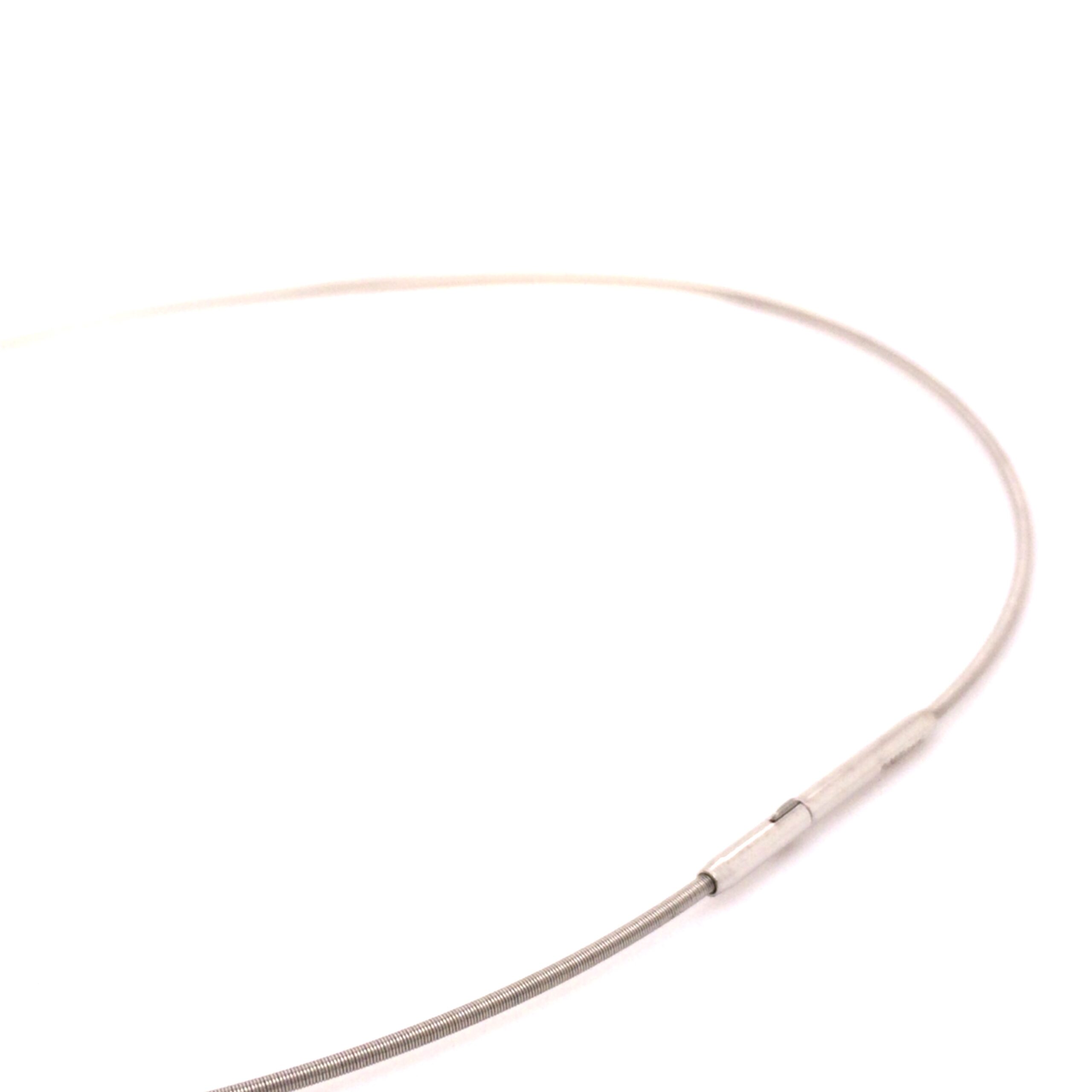 Spiralcollier in Platin 960 mit Stahlkern, patentierte Doppelclipschließe, 42cm, 1,1 mm Durchmesser, matt, Schließendurchmesser 2,0mm
Alle Längen auf Anfrage möglich
