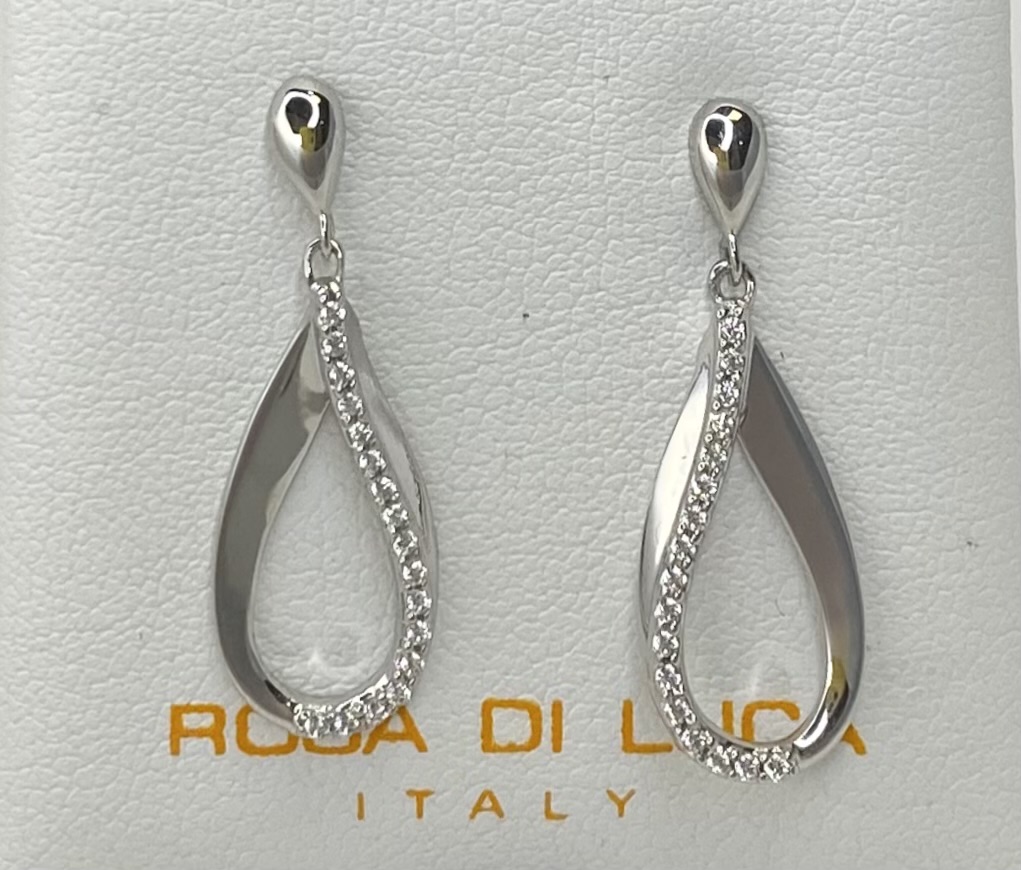Zilver oorsteker met zirkonia’s oorhangers
