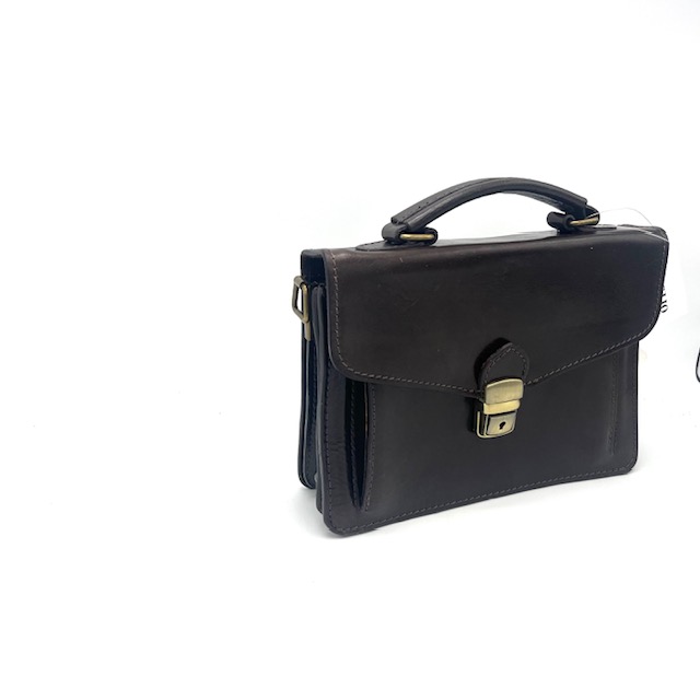 Afmetingen:
Hoogte 34cm x breed 31cm x diep 9cm