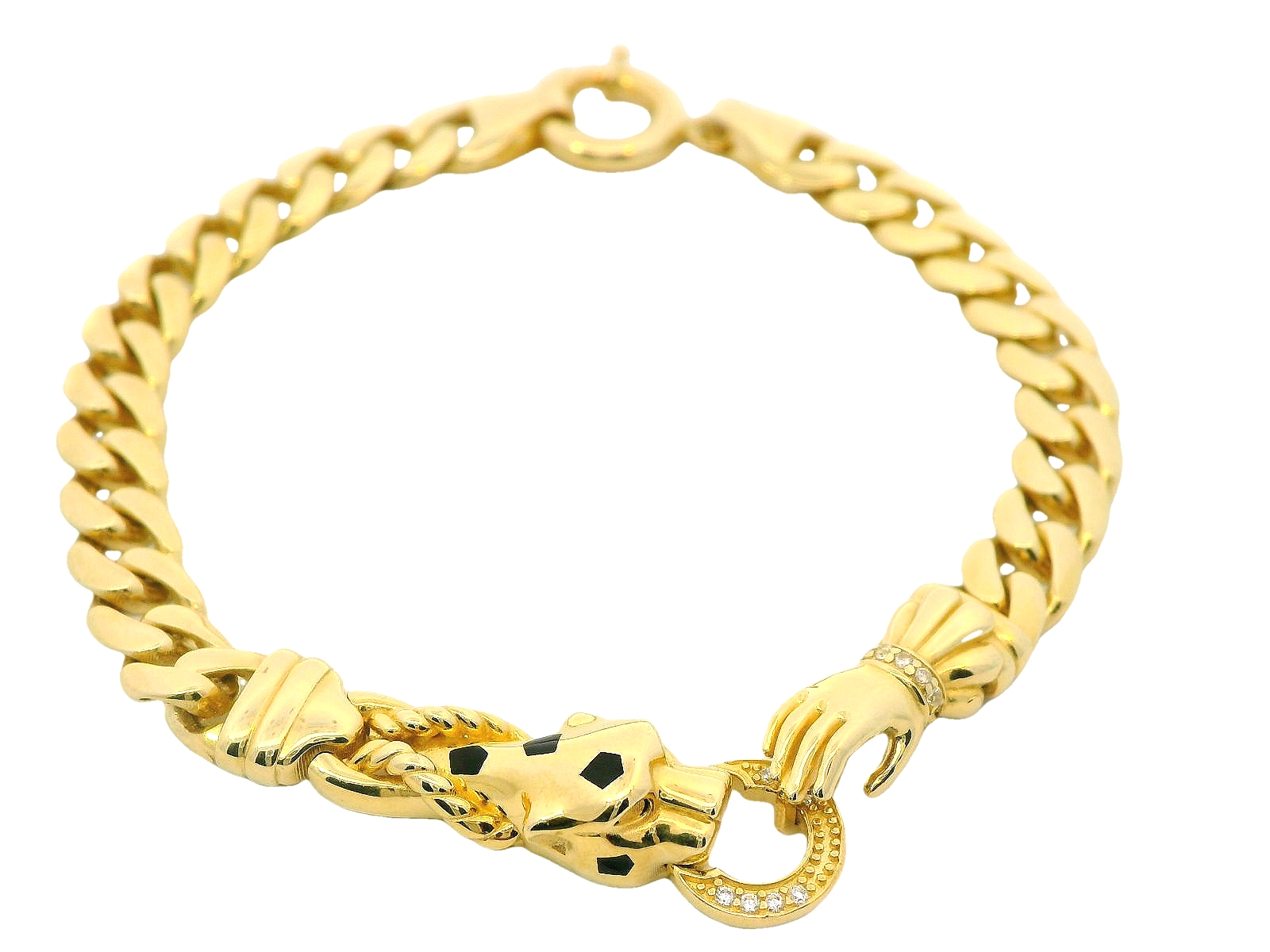 Deze armband van Louis Bros is vervaardigd uit 14 karaat geelgoud (11.36 gr.).  
Deze exclusieve armband straalt luxe en kracht uit, met als hoogtepunt een prachtig vormgegeven tijger. Het gedetailleerde ontwerp van de tijger benadrukt zijn majestueuze en wilde karakter, perfect gecombineerd met de glanzende afwerking van het geelgoud. Dit opvallende sieraad is een waar statementstuk, ideaal voor de moderne drager die houdt van een gedurfd en elegant accessoire. De armband voegt een vleugje avontuurlijke elegantie toe aan elke outfit en is een tijdloos symbool van kracht en verfijning.