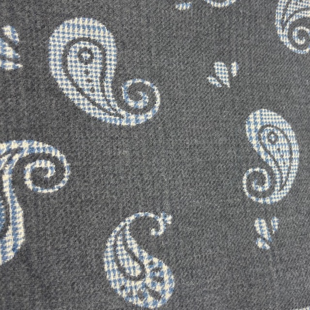 sjaal in een fantastische kwaliteit.
Lekker warm door de blend met Lana.

80% viscose
20% wol