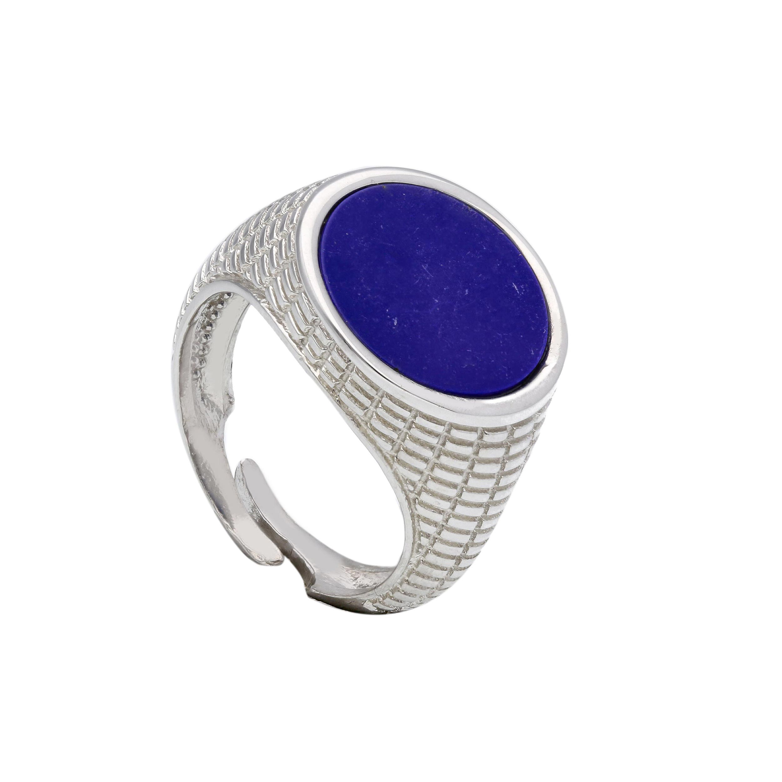 zilver ring die gemakkelijk kan aangepast worden van maat ref.269102
De blauwe Lapis zorgt voor een klasse uitstraling
