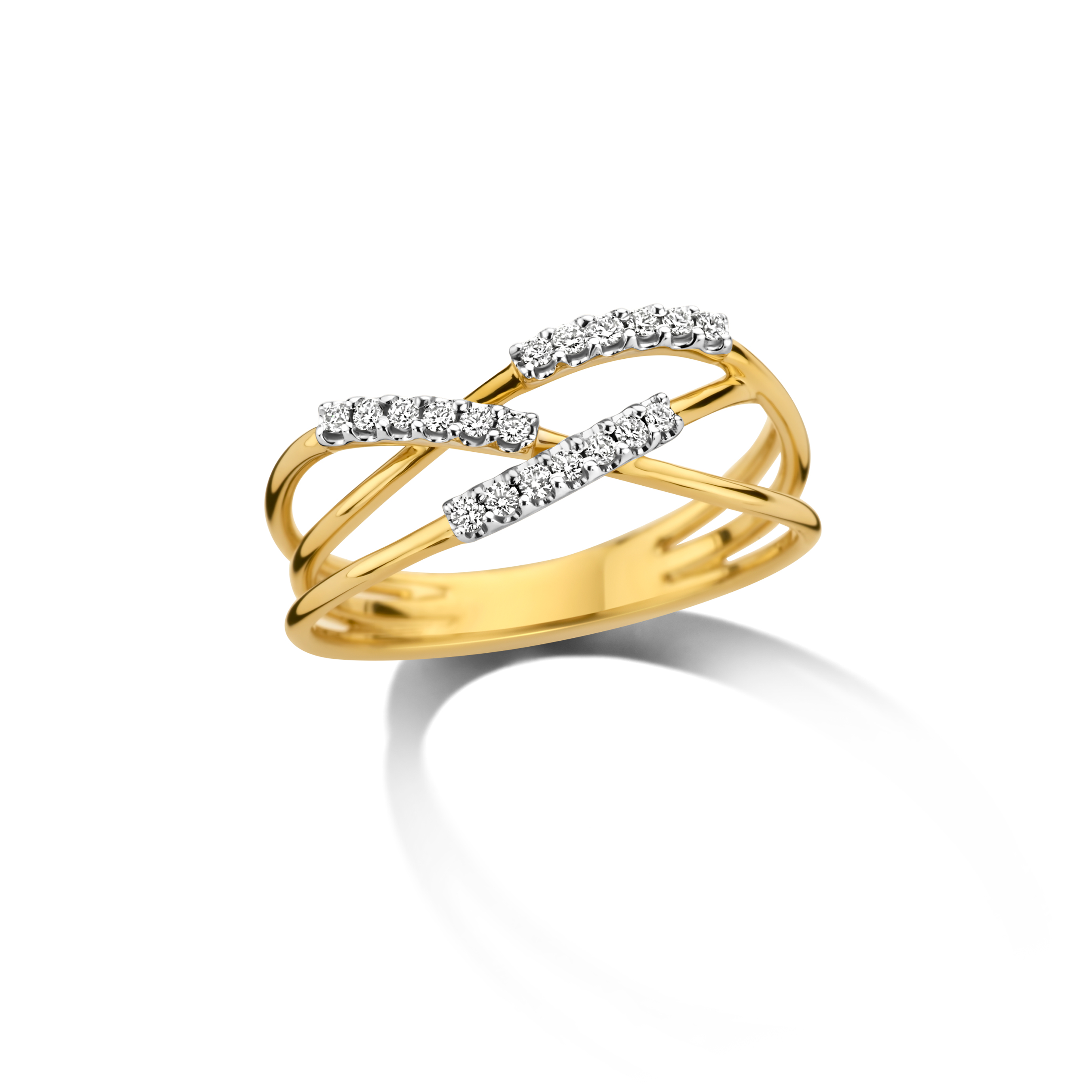 Gouden ring 18 kt met diamant 0,13 ct
mt 54