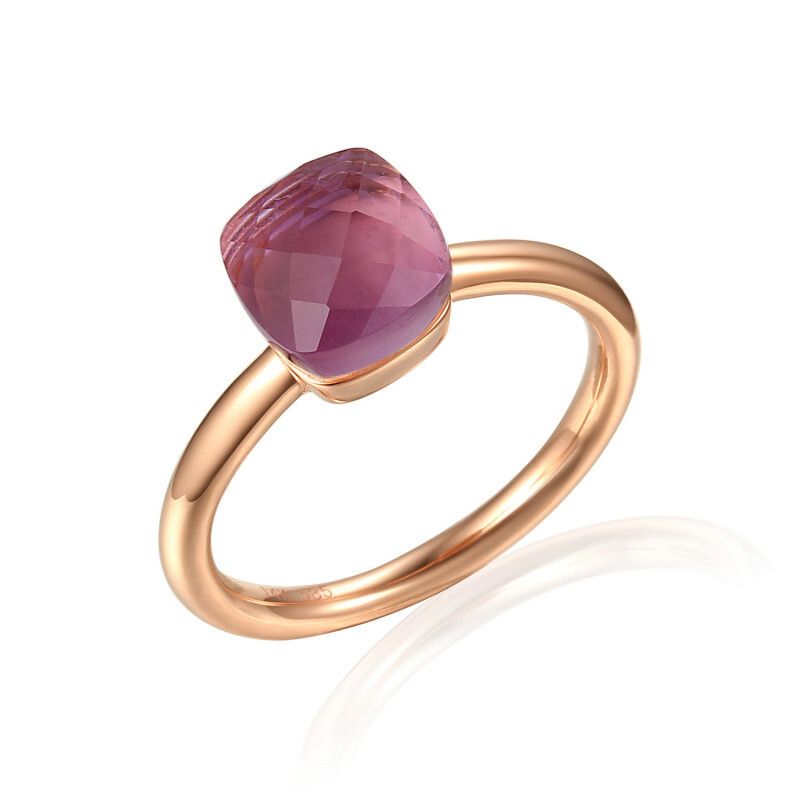 een 14 krt rosegouden ring met een amethist steen 2.94.