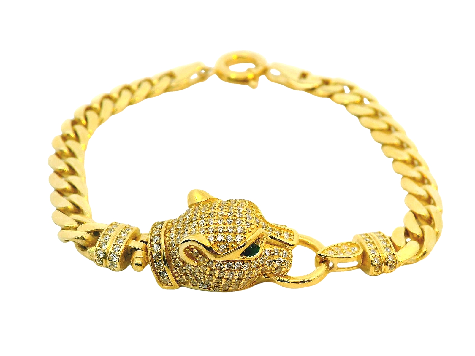 Deze armband van Louis Bros is vervaardigd uit 14 karaat geelgoud (16.38 gr.).  
Deze exclusieve armband straalt luxe en kracht uit, met als hoogtepunt een prachtig vormgegeven tijger. Het gedetailleerde ontwerp van de tijger benadrukt zijn majestueuze en wilde karakter, perfect gecombineerd met de glanzende afwerking van het geelgoud. Dit opvallende sieraad is een waar statementstuk, ideaal voor de moderne drager die houdt van een gedurfd en elegant accessoire. De armband voegt een vleugje avontuurlijke elegantie toe aan elke outfit en is een tijdloos symbool van kracht en verfijning.