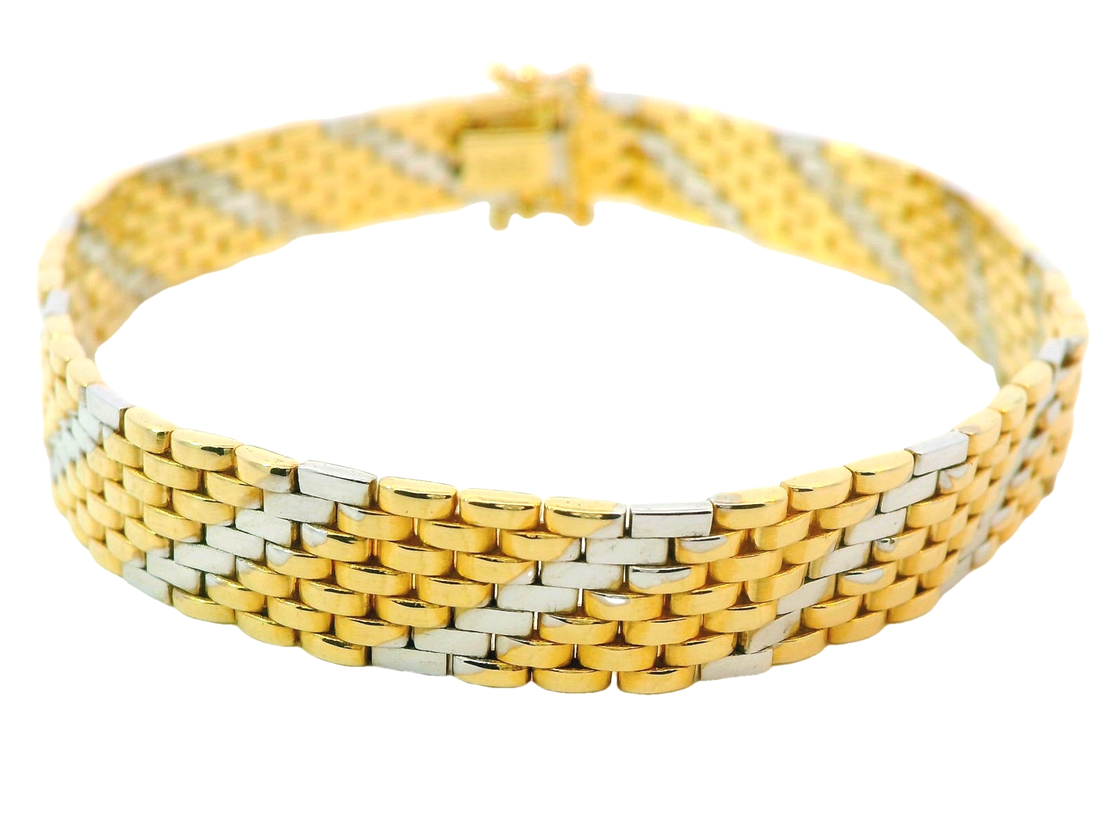 Deze armband van Louis Bros is vervaardigd uit 14 karaat bicolor (29.72 gr) massief uitgevoerd. De armband heeft een dikte van 1.5 mm en een breedte van 9.5 mm. Deze exclusieve juwelen zijn vervaardigd uit de meeste kostbare materialen in het atelier van Louis Bros.