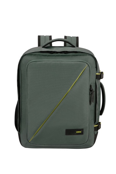 Deze Take2Cabin Casual Backpack S Harbor Blue heeft een compact formaat en is perfect voor dagelijks gebruik of voor op reis. De tas heeft meerdere vakken om al je spullen georganiseerd te houden, en een verstelbare schouderband voor extra comfort. Draag de tas op je rug voor een casual look of draag hem crossbody voor extra gemak. Maak je outfit compleet met deze trendy rugzak!

Materiaal
100% Recyclex fabric technology, made from recycled PET bottles

Afmetingen
40 x 25 x 20 cm
Volume
24.2 L
Gewicht
0.46 kg