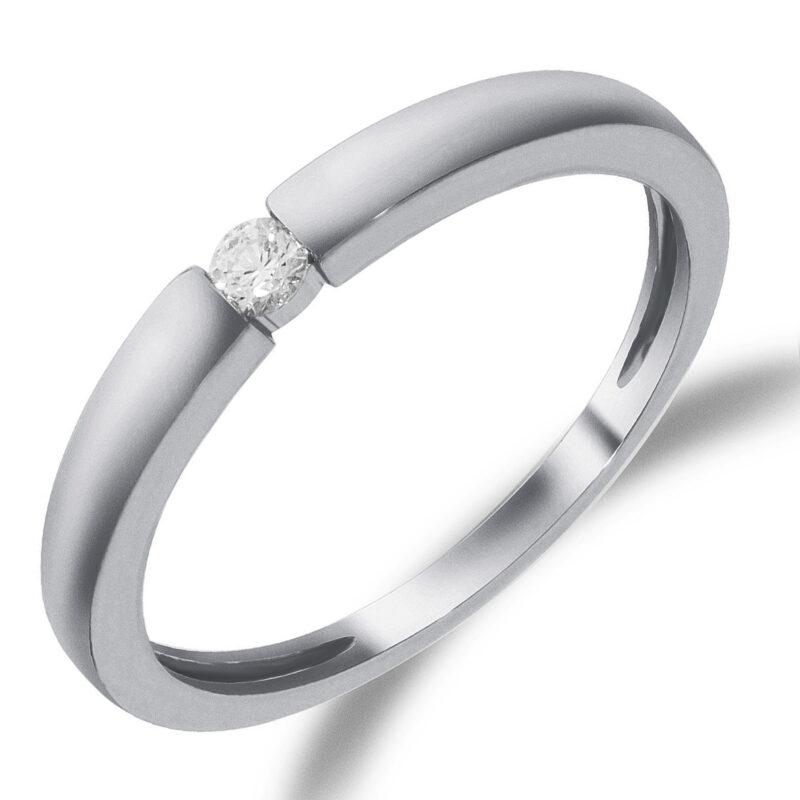 een 14 krt witgouden ring solitair met een diamant briljant geslepen 0.05 Crt H SI.