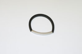 Rubberen met aluminium armband
