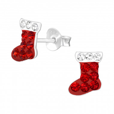 Deze zilveren oorstekers hebben de vorm van schattige kerstsokken, perfect voor tijdens de feestdagen. De oorstekers zijn gemaakt van hoogwaardig zilver en zijn voorzien van een glanzende afwerking. Draag deze oorstekers om je kerstoutfit compleet te maken en een feestelijke touch toe te voegen aan je look. De perfecte accessoire voor de feestdagen!