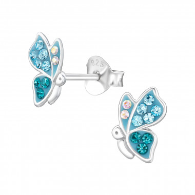 Deze zilveren oorstekers zijn prachtig versierd met vlinders, waardoor ze een speelse en elegante uitstraling hebben. De oorstekers zijn gemaakt van hoogwaardig zilver en zijn geschikt voor dagelijks gebruik of een speciale gelegenheid. Draag ze om je dagelijkse outfit op te fleuren of combineer ze met een chique avondjurk voor een glamoureuze look.

Tip voor het dragen: Combineer deze oorstekers met een bijpassende zilveren armband of ring voor een complete en stijlvolle look. Perfect voor alle liefhebbers van vlinders en subtiele sieraden!