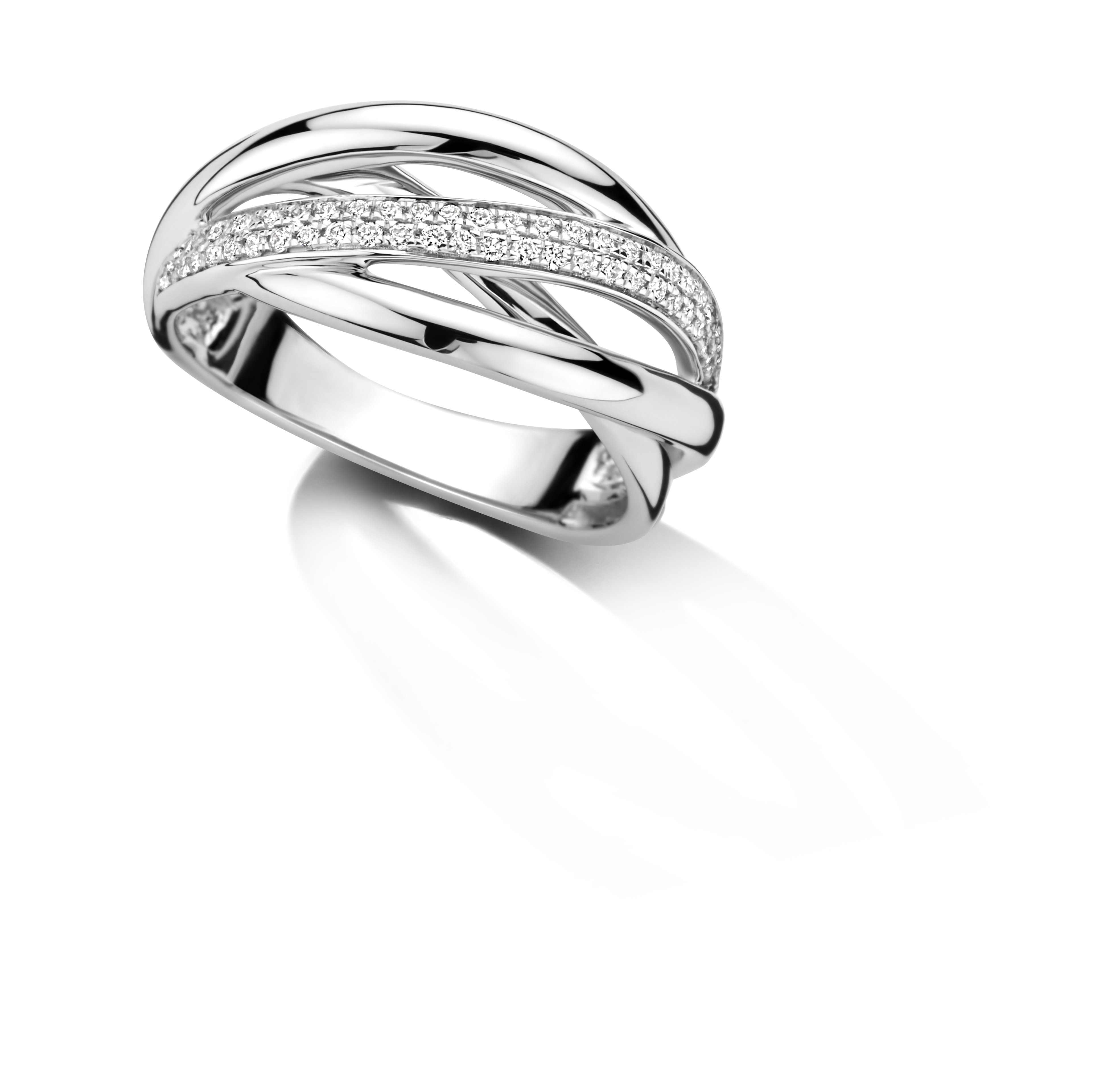 Wit gouden 18 karaat ring met 0.19ct briljanten