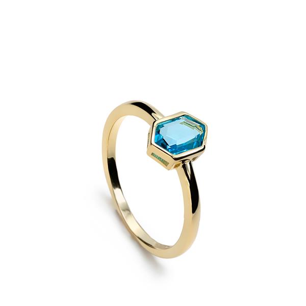 Zilver vergulde ring met blauw topaas kleurige zirkonia.