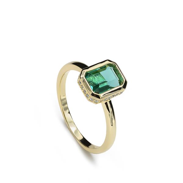 Zilver vergulde ring met peridot kleurige zirkonia. 