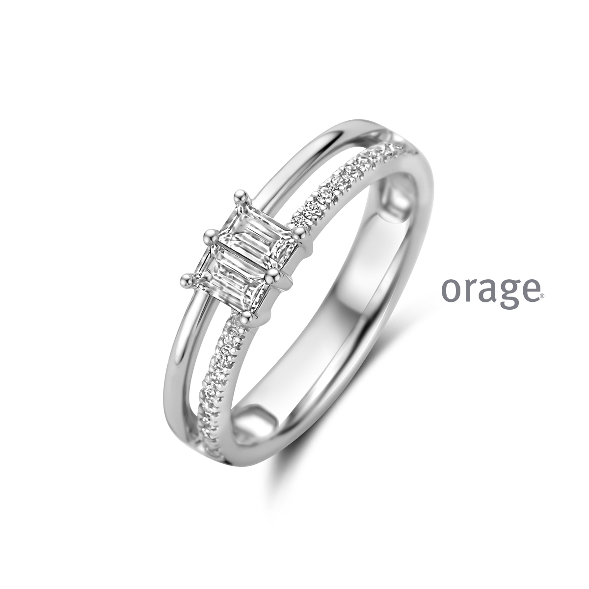 Zilveren ring met zirkoon
BA003