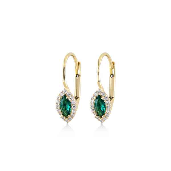Dit zijn oorbellen van het merk Swing Jewels gemaakt voor dames.