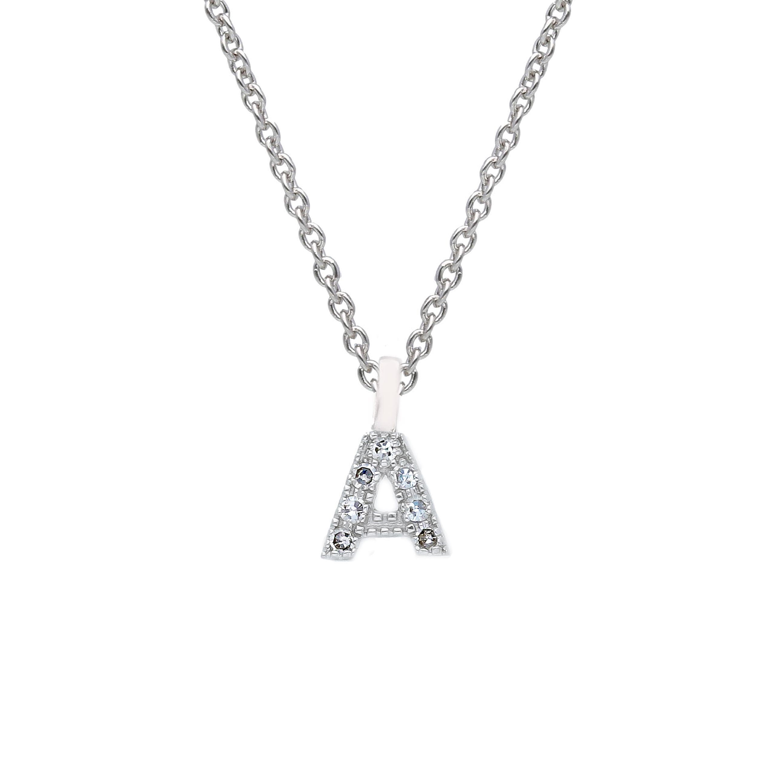 -ketting in wit goud 18kt met letter naar keuze bezet met diamant
-prijzen kunnen verschillen van letter tot letter
-deze prijs is voor de letter A
-duurste letter is 435€