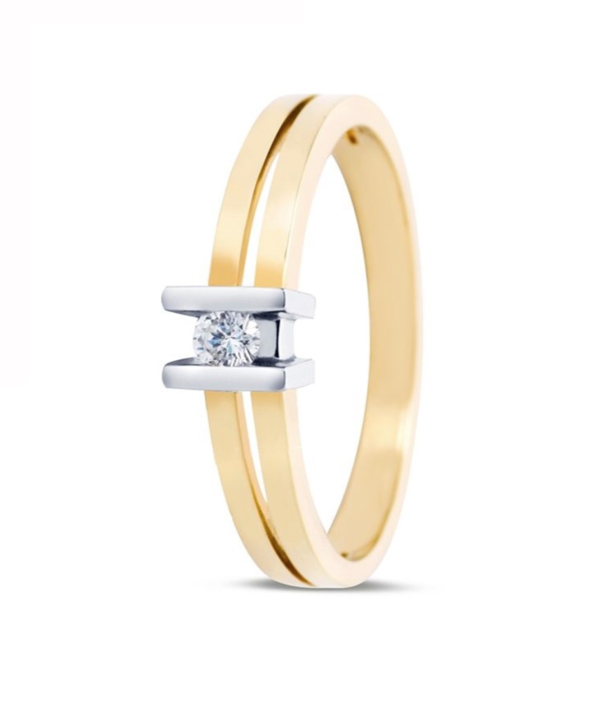 14 Karaat geel gouden solitair ring met darin een briljant van  0.10 crt H/P1.