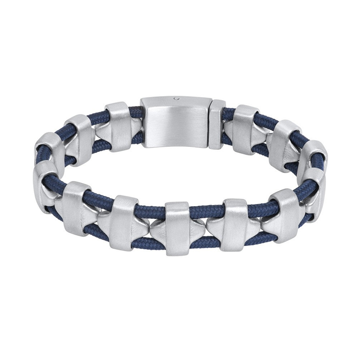 De iXXXi Men armband Chili is gemaakt van een combinatie van stainless steel in de kleur mat zilver en gewaxt koord. De bracelet heeft een plat design, met schakels in een ruitachtige vorm. Aan de buitenkant van de schakels lopen twee dikke gewaxte koorden in de kleur blauw. Deze koorden vormen samen met de schakels het opvallende design van de armband Chili. Bracelet Chili heeft een langwerpige stalen sluiting die perfect past bij het design van de armband. De iXXXi armband Chili is verkrijgbaar in de maten 19, 20, 21 en 22. Mix en match met verschillende armbanden uit de iXXXi Men collectie en maak zo jouw look compleet!

Gemaakt van duurzaam stainless steel.
Verkleurt niet en geeft niet af op de huid.
Nikkel vrij
Hypo-allergeen