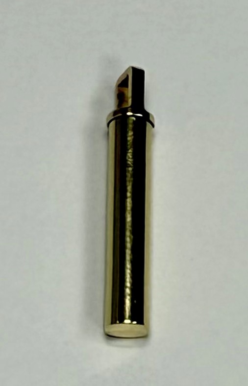 14 Karaat geel gouden hanger in de vorm van een staaf. Speciaal gemaakt om te vullen met as of haar van uw dierbare. 26 mm hoog 4.5 mm breed.