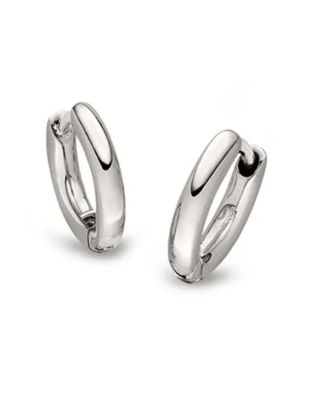 Bent u op zoek naar titanium oorsieraden? Dan zijn de sieraden van Boccia een goede keuze! Deze zilverkleurige Boccia creolen zijn gemaakt van titanium en zijn glanzend afgewerkt. Deze klapcreolen hebben een scharnier met een gemakkelijk klik-systeem. Titanium zorgt voor een super licht draagcomfort en is Anti-allergisch. De Boccia sieraden zijn goed met elkaar te combineren. Hierdoor kun je gemakkelijk sets samenstellen bestaande uit colliers, oorbellen en armbanden. Of je nu sportief of chique gekleed gaat, het past bij elke outfit en iedere gelegenheid!!