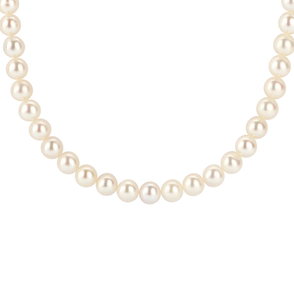 Deze prachtige blush parel collier met gouden slot heeft een lengte van 41 cm. De parels hebben een subtiele glans en zorgen voor een elegante uitstraling. Het collier kan op verschillende manieren gedragen worden, bijvoorbeeld als statement piece bij een avondjurk of als verfijnde toevoeging bij een casual outfit. Een tijdloos accessoire dat elke look compleet maakt.