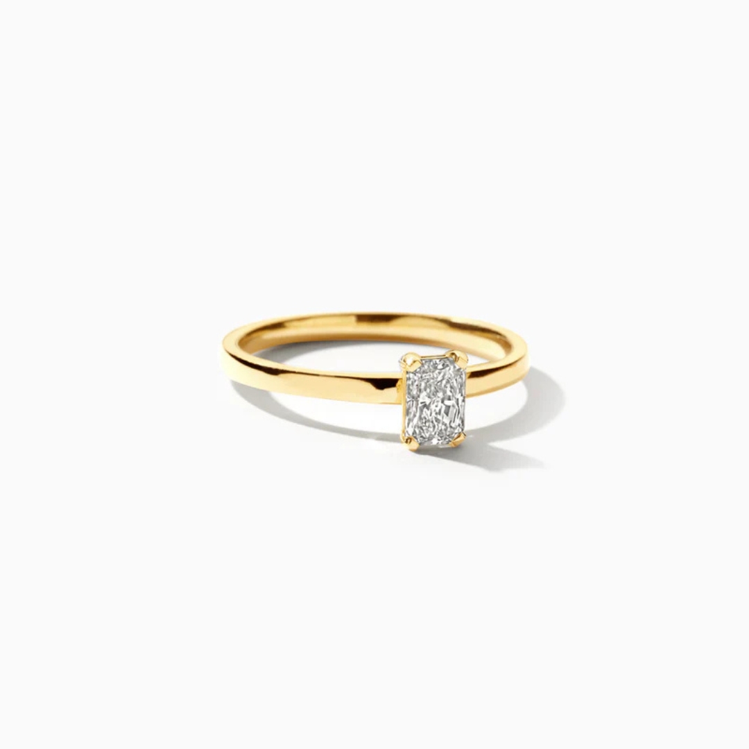 gouden Blush LG ring, ovaal 0.50ct LG mt54