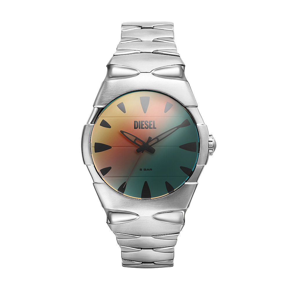 Mooie stalen horloge met zowel een chique, als casual look heeft. 5 bar waterdicht 