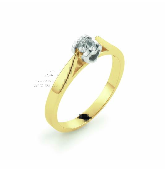 Deze prachtige gouden Say Yes Ring heeft een diamant van 0,14 karaat met H-SI kwaliteit. De ring is maat 18 en straalt elegantie en klasse uit. Draag deze ring als statement piece voor een subtiele touch of sparkle bij elke gelegenheid. Combineer met andere gouden sieraden voor een complete en stijlvolle look. Maak een statement en zeg 'ja' tegen deze tijdloze en schitterende ring!
