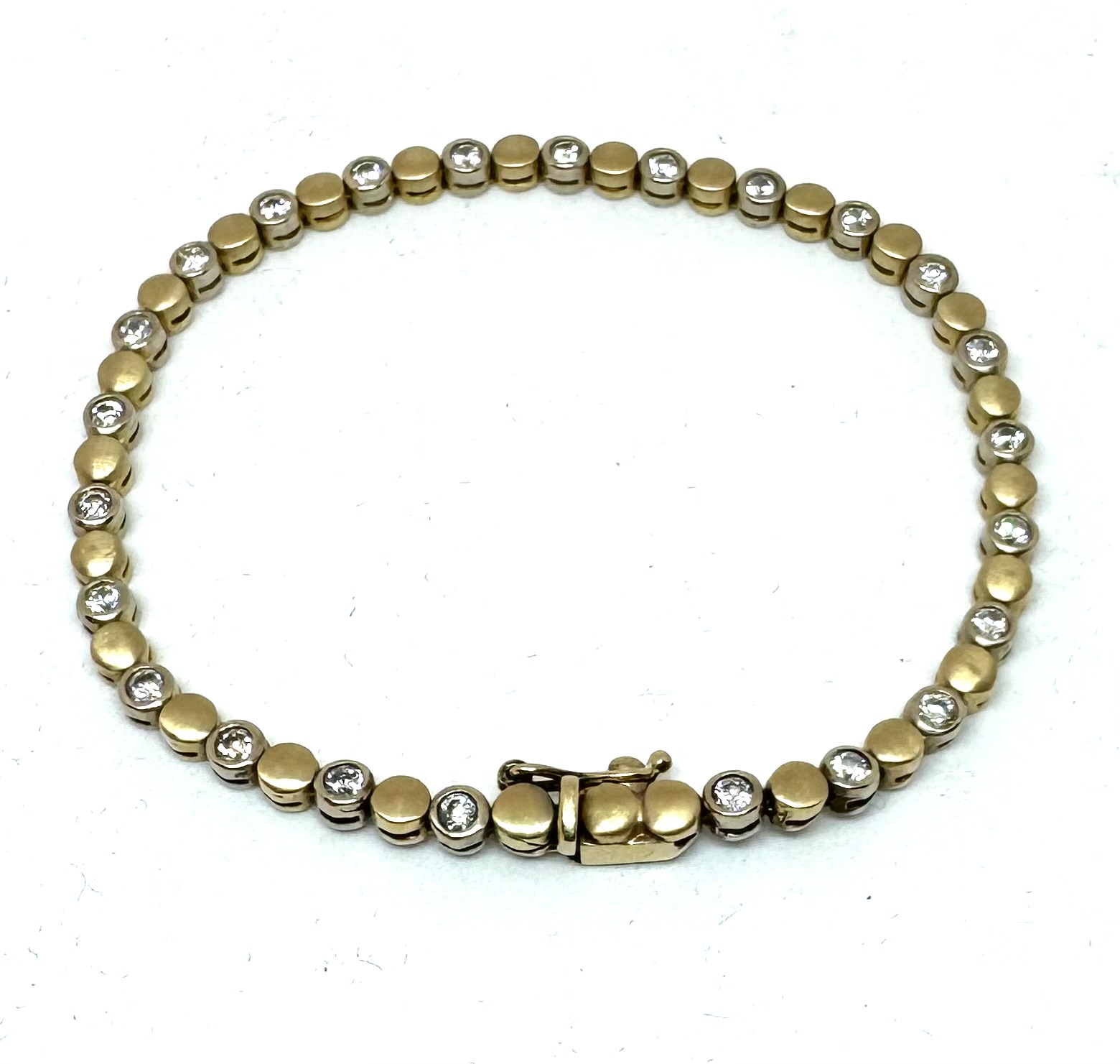 14 krt gouden armband met zirkonia 