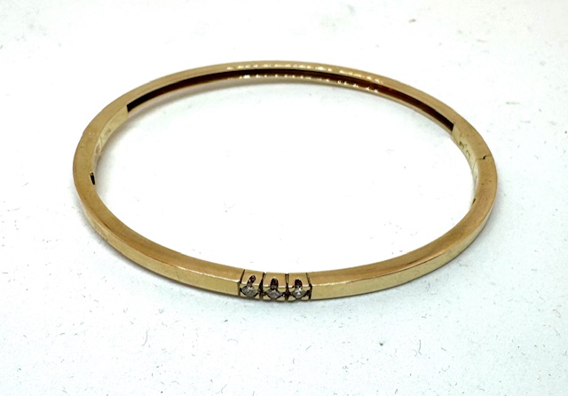 14 krt massief gouden bangle 