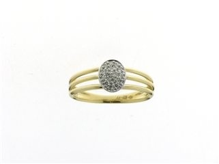 Deze prachtige multiband ring in 18kt geelgoud met briljant is een elegante toevoeging aan je sieradencollectie. De ring heeft een uniek en tijdloos ontwerp met schitterende briljanten die zorgen voor een subtiele glans. Bestel nu en geniet van de luxe en elegantie van deze Geel Gouden Ring.