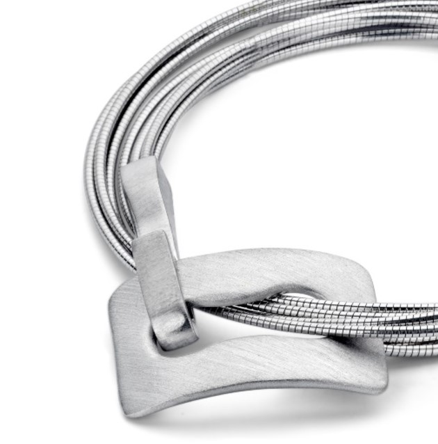 925 zilveren armband met blok sluiting.