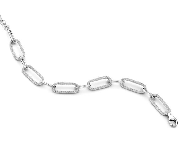 Schitteren zoals de echte sterren, dit kan met de juwelen van Silver Rose zilveren juwelen dankzij de microscopische zettingen.

Dit is een mooie armband uit de SilverRose collectie gemaakt uit gerhodineerd 925% sterling silver met witte zirconia.