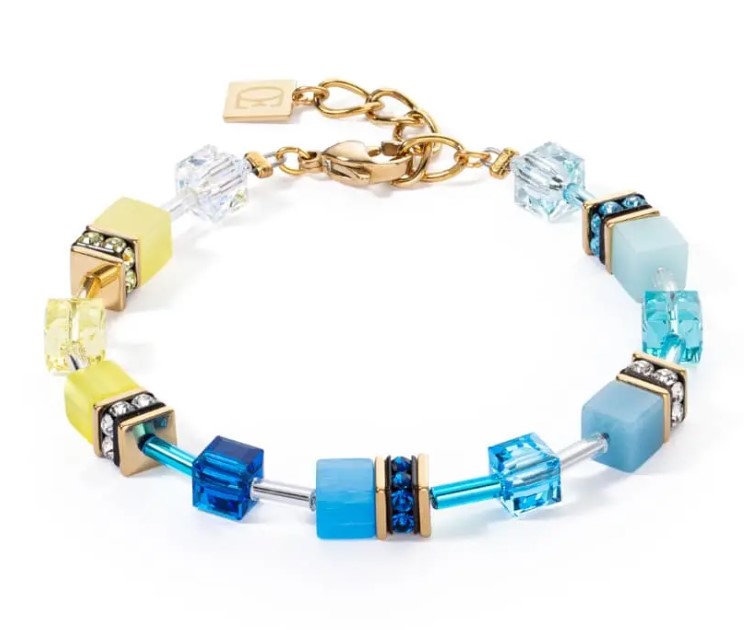 Dit is een armband van het merk Coeur de Lion gemaakt voor dames.