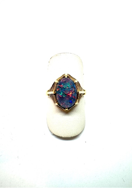 14 krt gouden ring blauwe opaal 