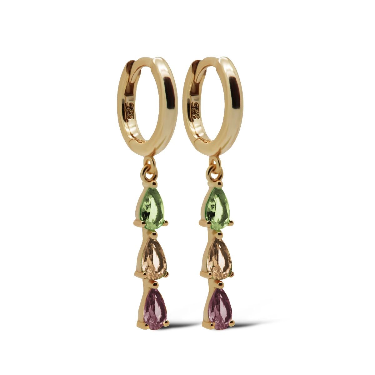 Dit zijn onze AMELIE Emerald Oorringen. De oorbellen zijn verkrijgbaar in 925 sterling zilver of met een 14K gouden plating. 